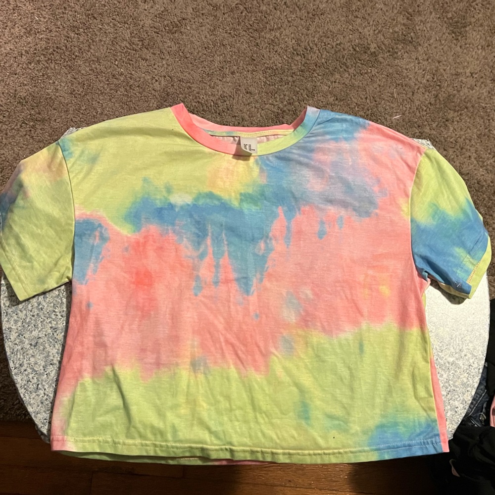 XS pastel color cropped top short sleeve tee